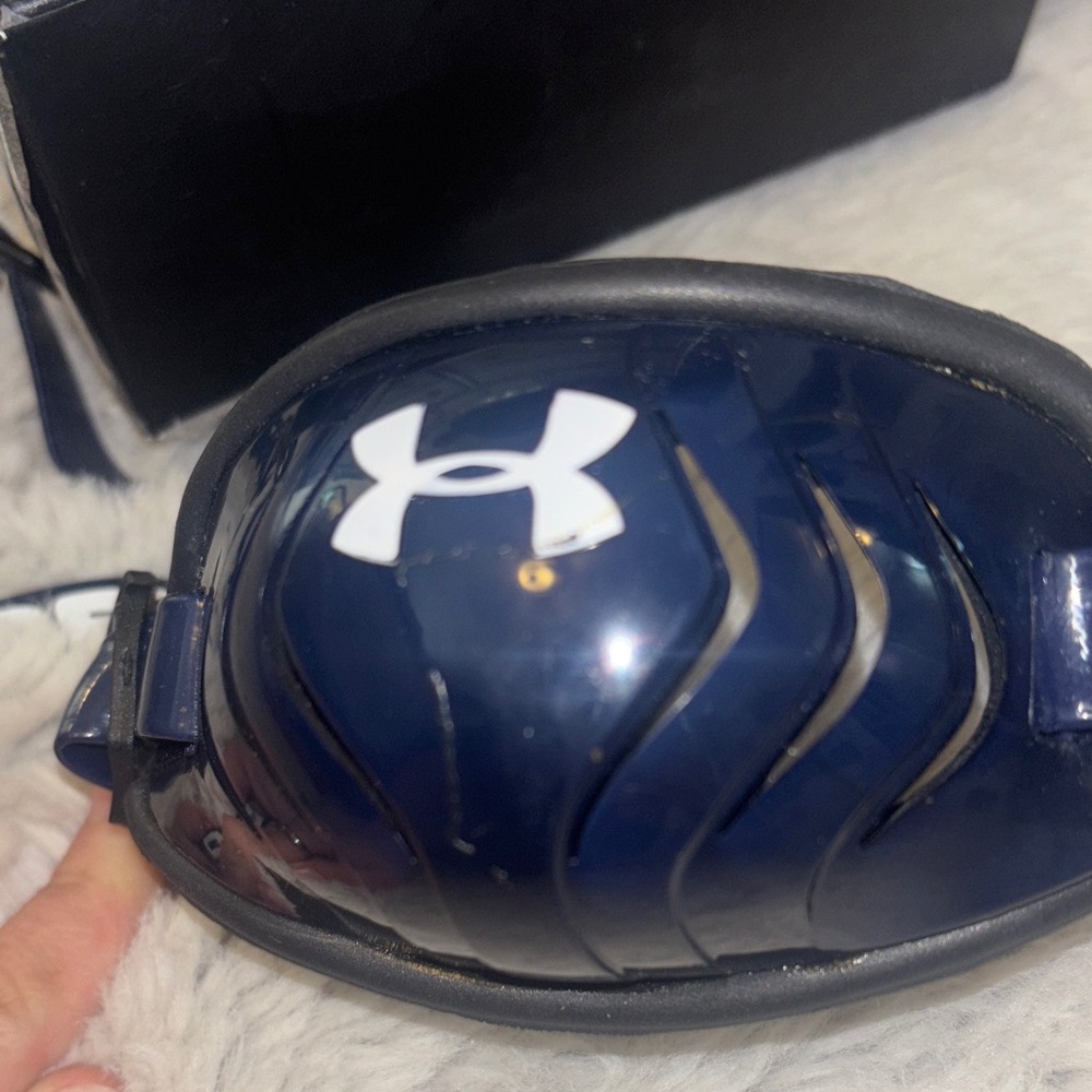 Under Armour Navy and white Football Chin Strap - Picture 7 of 9